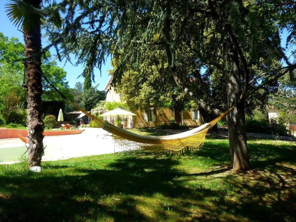 Le Fer En Ceze Bed & Breakfast Sabran Exterior photo